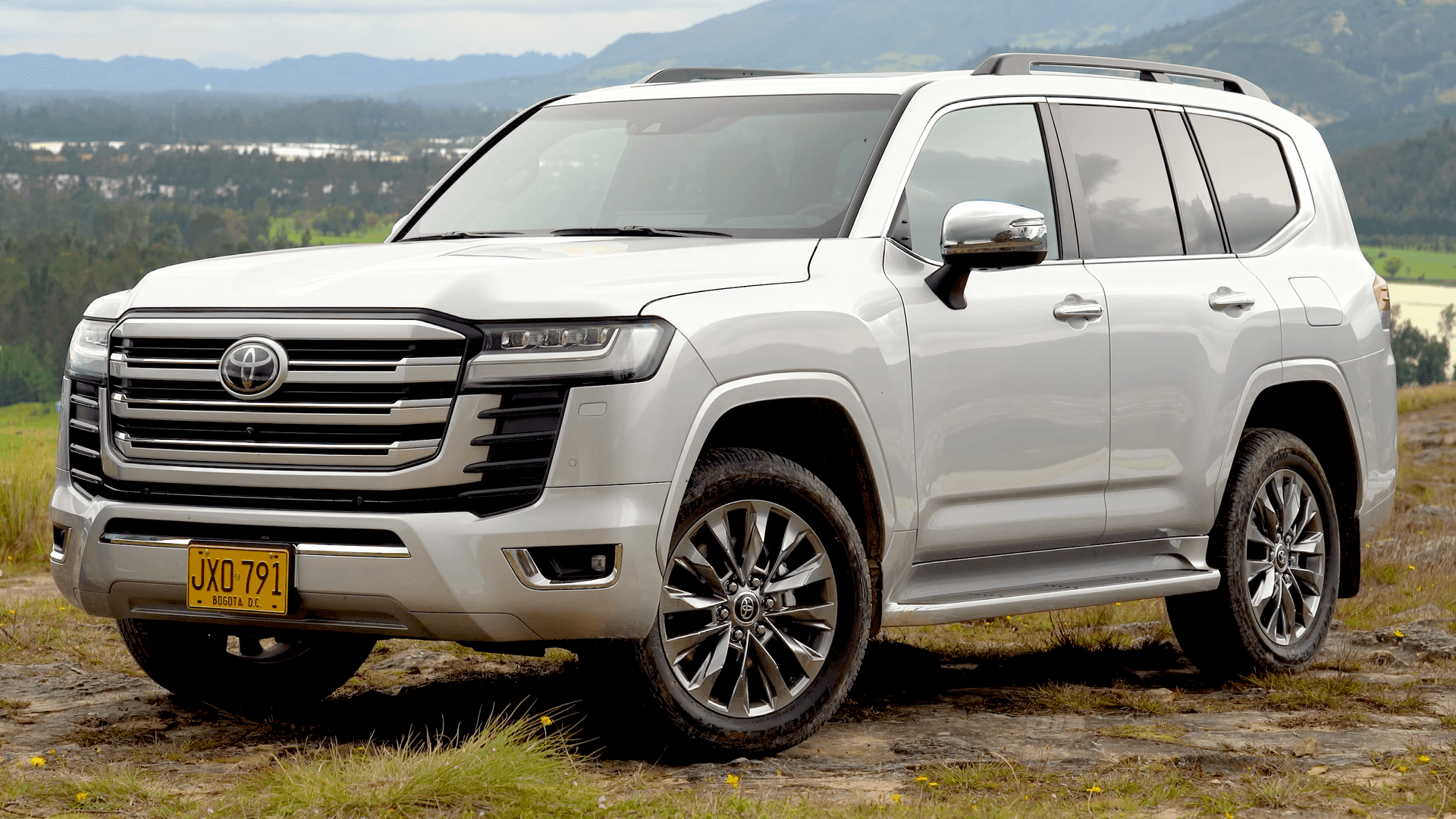 2023 Toyota Land Cruiser — Precious White Pearl