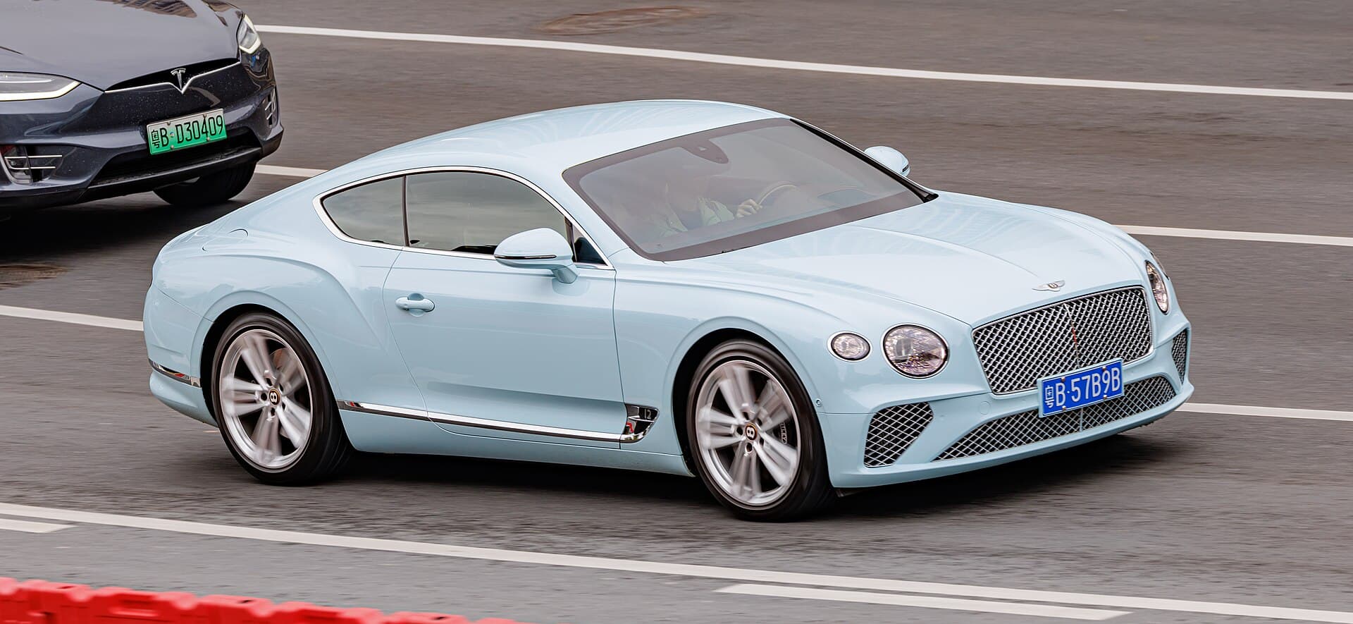 2022 Bentley Continental GT V8 — Profile