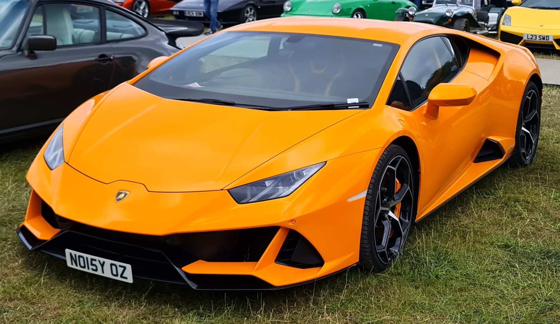 2022 Lamborghini Huracán EVO AWD — Front