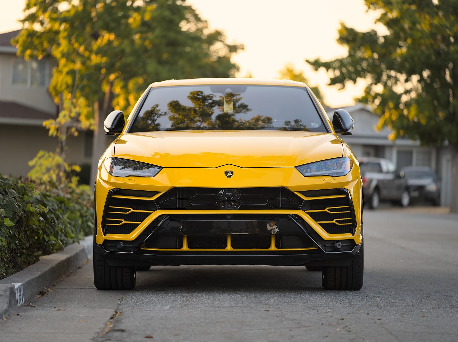 2023 Lamborghini Urus S — Front